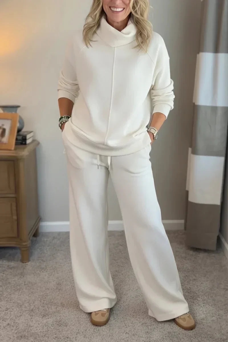 THALIA COZY TWO-PIECE TURTLENECK TRAVEL SET