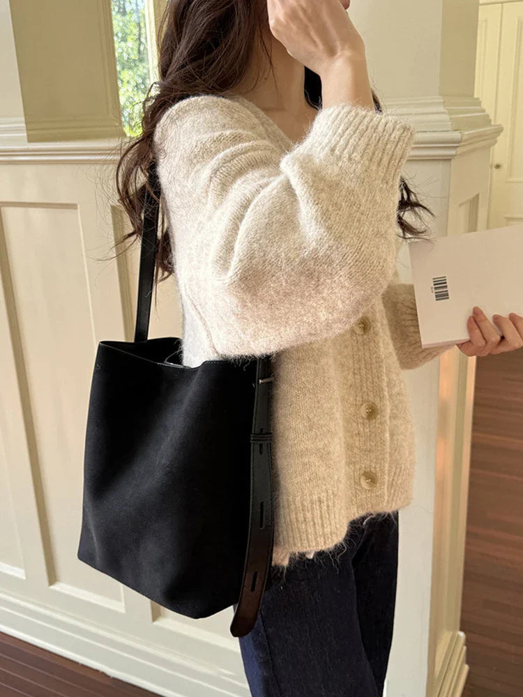 Eleanor Everyday Bucket Bag